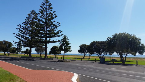 Lacepede Bay Motel - Sunshine Coast Tourism 5