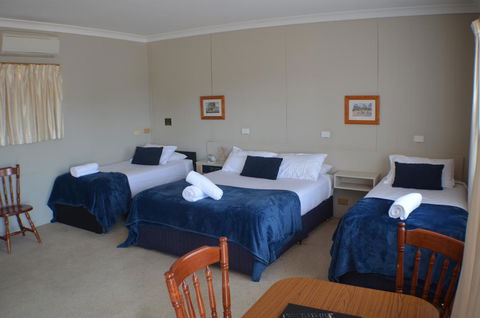 Deer Park Motor Inn Armidale - Holiday Sunshine Coast 6