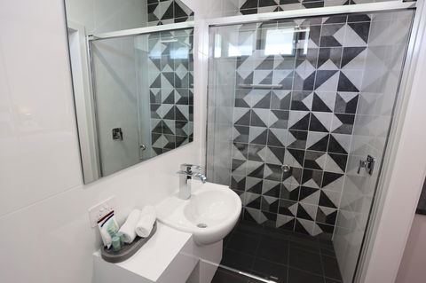 Robe Central Motel - Holiday Sunshine Coast 2