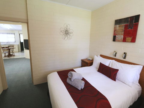 Robe Central Motel - Holiday Sunshine Coast 10
