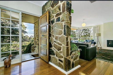 Stunning House With Beautiful Entertainment Area!! - Sunshine Coast Tourism 0