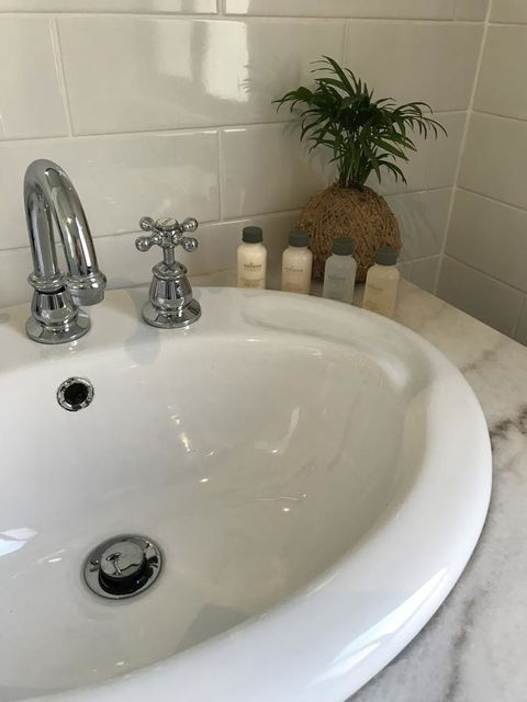 Adagio In Auburn - Sunshine Coast Tourism 20