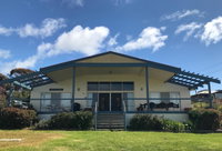 Emu Bay Lodge
