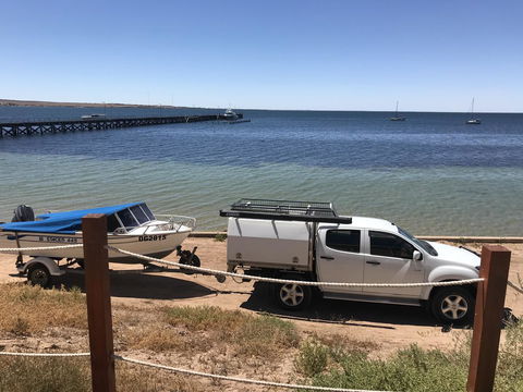 Beachside & Jetty View Apartment 6 - Captain\'s Apt - Holiday Sunshine Coast 9