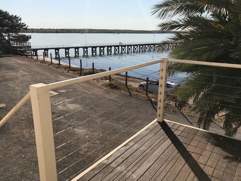 Beachside & Jetty View Apartment 6 - Captain\'s Apt - Holiday Sunshine Coast 13