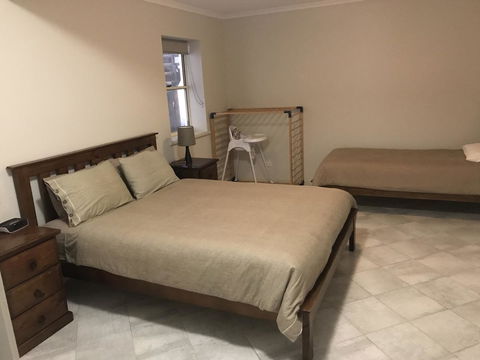 Beachside & Jetty View Apartment 6 - Captain\'s Apt - Holiday Sunshine Coast 41
