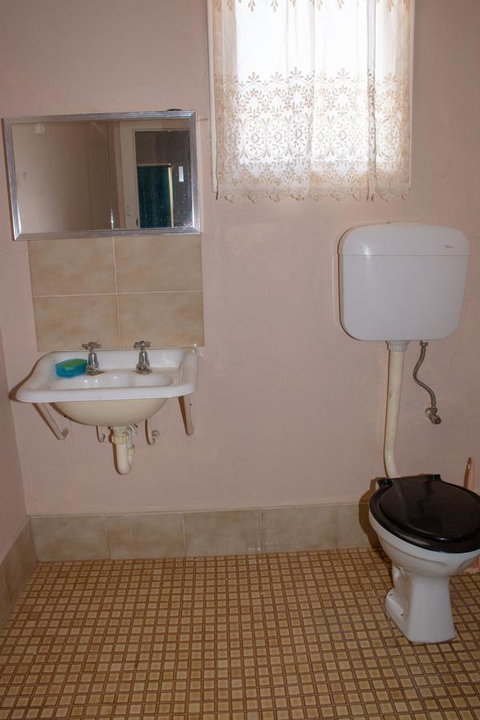 Kimba Units - Sunshine Coast Tourism 3