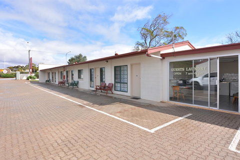 Motel Poinsettia - Sunshine Coast Tourism 9