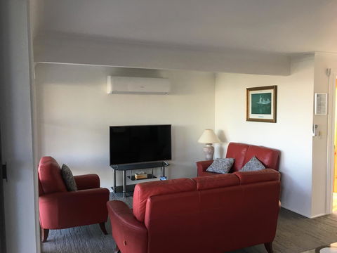 Arena Blanca Holiday Home - Holiday Sunshine Coast 7