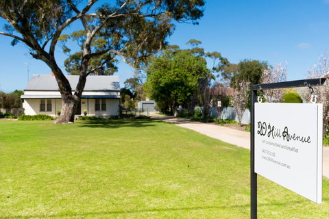 20 Hill Avenue Bed & Breakfast - Holiday Sunshine Coast 2