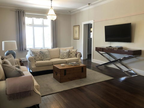 Belmore Cottage - Sunshine Coast Tourism 8