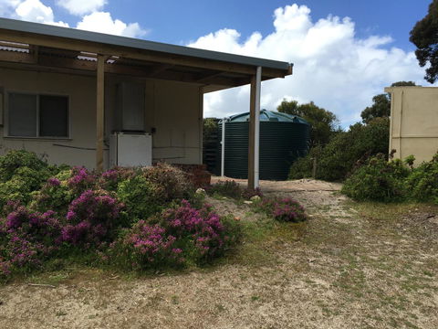 Camelot - Holiday Sunshine Coast 1