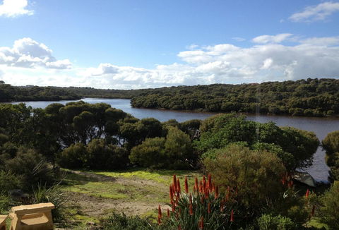 Camelot - Holiday Sunshine Coast 4
