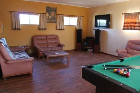 LAS ARENAS - The Sands - BEACH HOUSE - Sunshine Coast Tourism 3