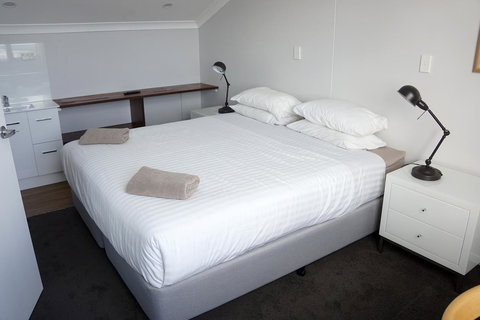 Oceanside 23 - Sunshine Coast Tourism 9