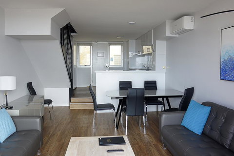 Oceanside 23 - Sunshine Coast Tourism 5