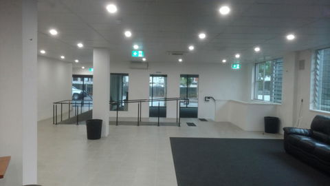 Perth City Backpackers Hostel - Note - Valid Passport Required To Check In - Sunshine Coast Tourism 13