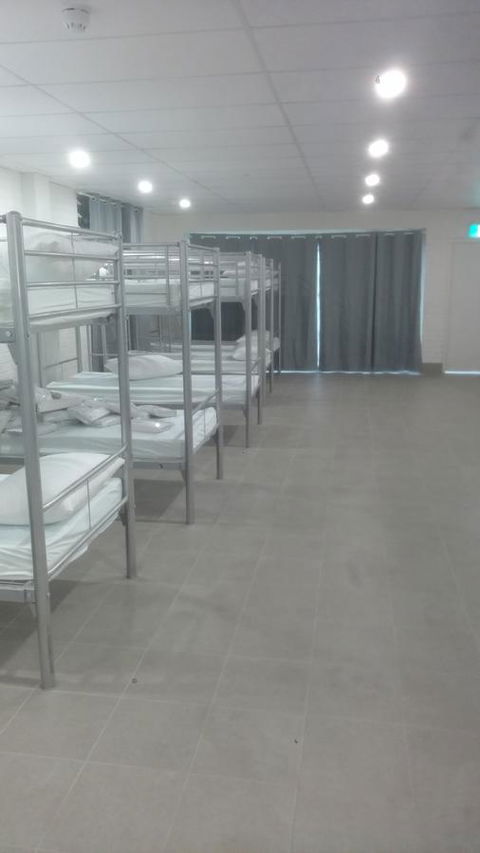Perth City Backpackers Hostel - Note - Valid Passport Required To Check In - Sunshine Coast Tourism 19