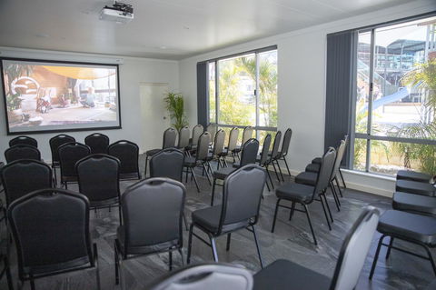 Karrinyup Waters Resort - Sunshine Coast Tourism 39