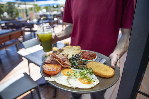 Karrinyup Waters Resort - Sunshine Coast Tourism 10