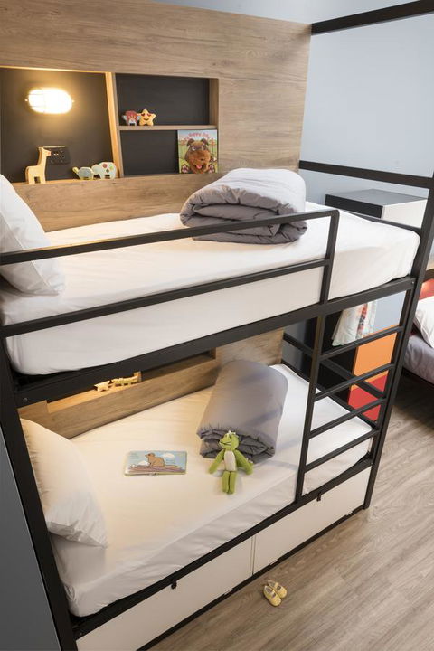Hostel G Perth - Sunshine Coast Tourism 29