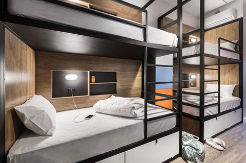 Hostel G Perth - Sunshine Coast Tourism 26