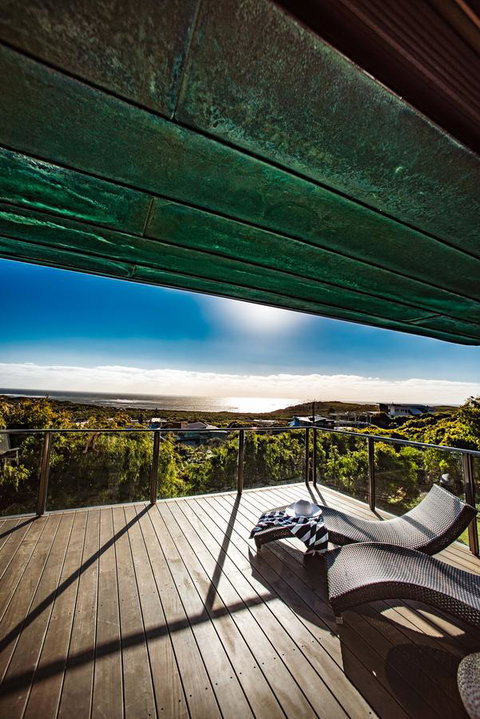 The Roozen Residence - Sunshine Coast Tourism 12