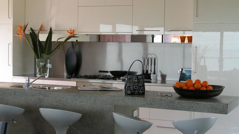 The Roozen Residence - Sunshine Coast Tourism 5