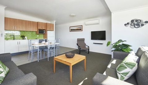 Harbour View Apartments - Sunshine Coast Tourism 5