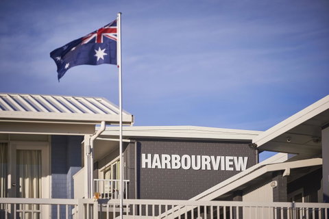 Harbour View Apartments - Sunshine Coast Tourism 24