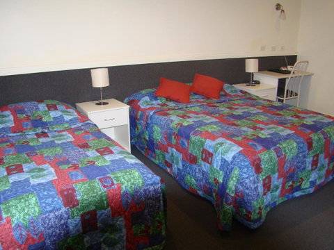 Dunsborough Central Motel - Sunshine Coast Tourism 28