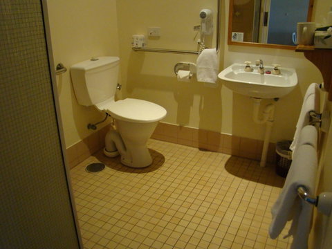 Dunsborough Central Motel - Sunshine Coast Tourism 1