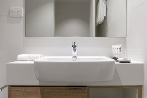 Quest South Perth Foreshore - Sunshine Coast Tourism 18