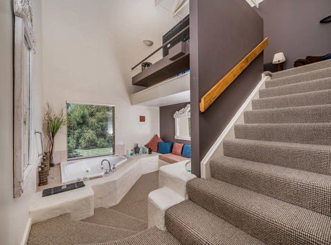 Chimes Spa Retreat - Sunshine Coast Tourism 17