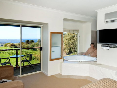 Chimes Spa Retreat - Sunshine Coast Tourism 38