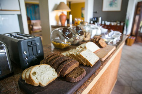 Chimes Spa Retreat - Sunshine Coast Tourism 43