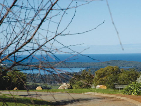 Chimes Spa Retreat - Sunshine Coast Tourism 28