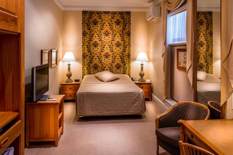 European Hotel - Sunshine Coast Tourism 11