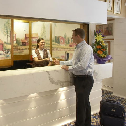European Hotel - Sunshine Coast Tourism 6