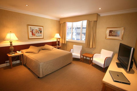 European Hotel - Sunshine Coast Tourism 2