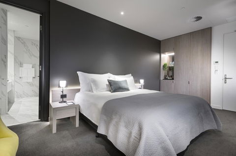 The Melbourne Hotel - Sunshine Coast Tourism 43