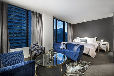 The Melbourne Hotel - Sunshine Coast Tourism 3