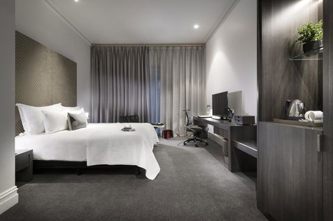 The Melbourne Hotel - Sunshine Coast Tourism 25