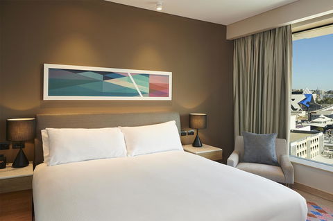 Doubletree By Hilton Perth Northbridge - Holiday Sunshine Coast 11
