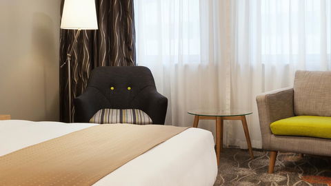 Holiday Inn Perth City Centre, An IHG Hotel - Sunshine Coast Tourism 23