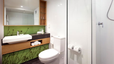 Holiday Inn Perth City Centre, An IHG Hotel - Sunshine Coast Tourism 3