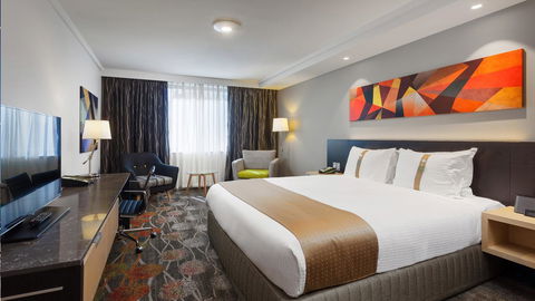 Holiday Inn Perth City Centre, An IHG Hotel - Sunshine Coast Tourism 1