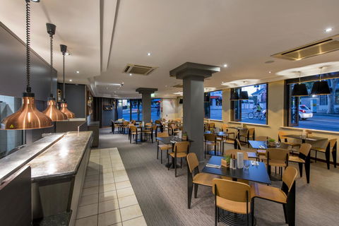 Mantra On Hay Perth - Sunshine Coast Tourism 5