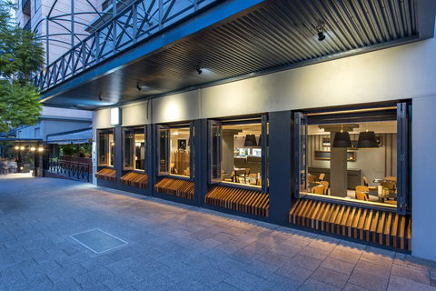 Mantra On Hay Perth - Sunshine Coast Tourism 17
