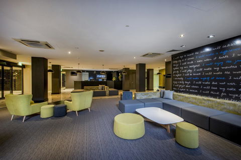 Mantra On Hay Perth - Sunshine Coast Tourism 19